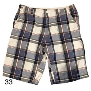 Mens Blue Plaid Longer Length Flat Front Shorts Size 33